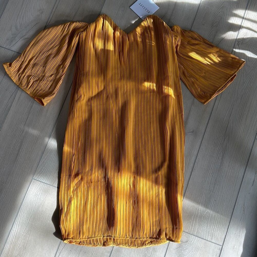 Elliatt Midi Dress Small S Yellow Gold Strapless Pleated Off Shoulder Summer NWT